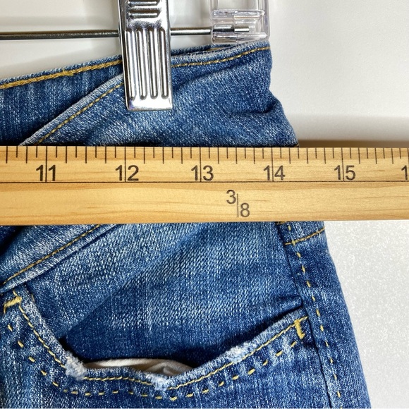 Levis Womens Bootcut Jeans Sz 10 Distressed Flap Pockets Stretch Denim Hemmed - Picture 10 of 15